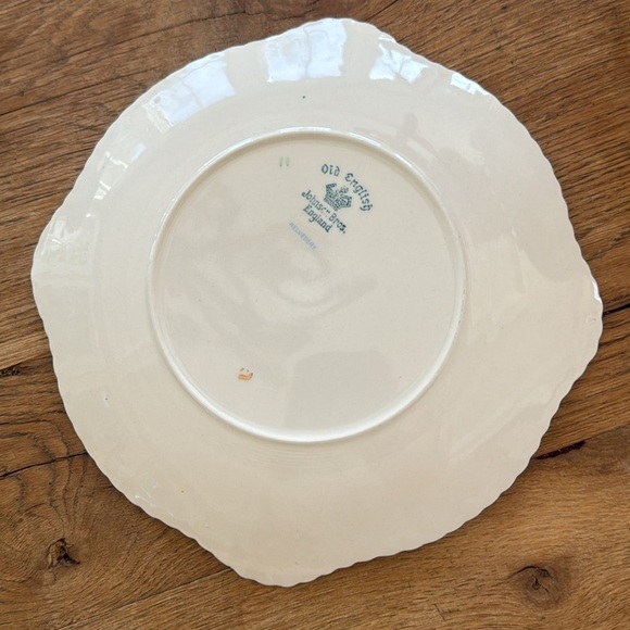 Vintage HTF Johnson Bros. Belvedere Plate, Stamped Old English - Picture 3 of 4